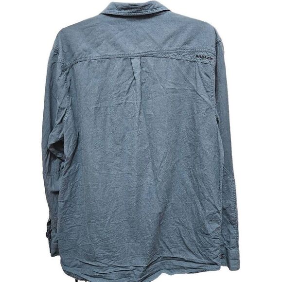 Oakley long-sleeved button down shirt for men - Picture 5 of 5